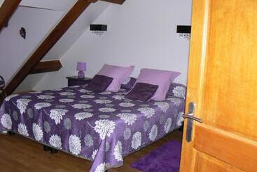 تختخواب و صبحانه Le Manoir Des Chapelles