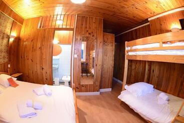 هتل Auberge Du Virage