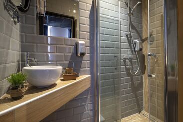هتل Cocoon Inn