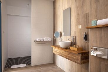 هتل Cocoon Inn
