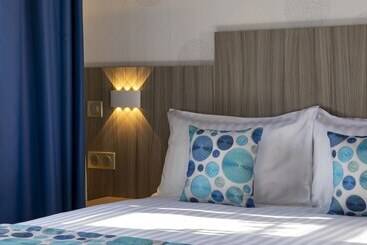 هتل Cocoon Inn