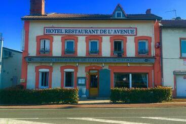 هتل De L'avenue