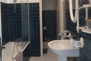 هتل Hôtel De France Et De Russie