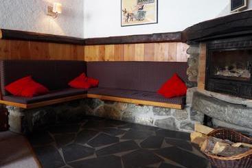 هتل Hôtel Le Monte Pente