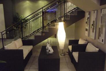 ホテル Hôtel Restaurant De L Europort