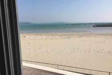هتل Hôtel & Restaurant De La Plage