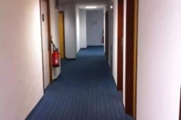 هتل Kyriad Direct Montauban Centre