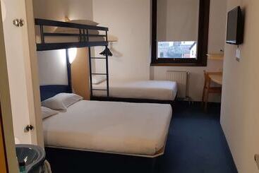 هتل Kyriad Direct Montauban Centre