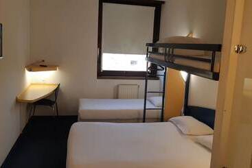 هتل Kyriad Direct Montauban Centre