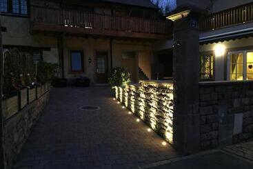 هتل Restaurant 3 Châteaux
