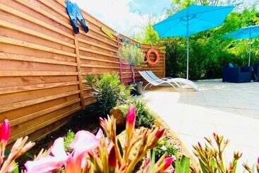 La Clef Des Songes B&b De Charme   Sarlat Centre   Parking Gratuit   Piscine Et Espace Bien être à 4