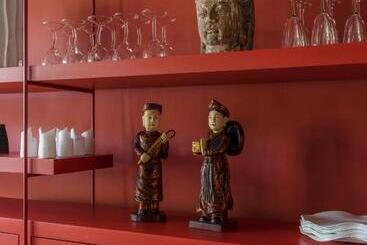 تختخواب و صبحانه La Maison Pavie