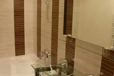 تختخواب و صبحانه Les Pierres D Aurèle Chambres D Hôtes