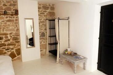 تختخواب و صبحانه Maison Allène