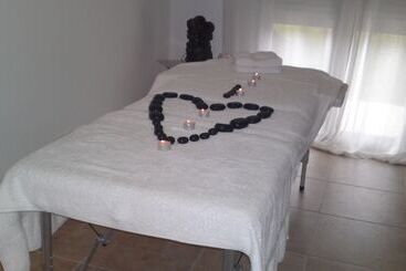 تختخواب و صبحانه Relais De L Alsou