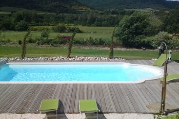 تختخواب و صبحانه Relais De L Alsou
