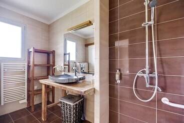 تختخواب و صبحانه Relais De L Alsou