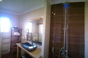 تختخواب و صبحانه Relais De L Alsou