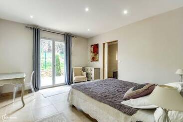 تختخواب و صبحانه Relais De L Alsou