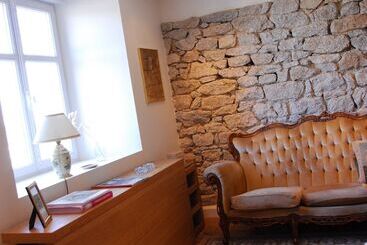 تختخواب و صبحانه Villa Tourelle