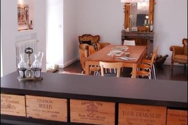 تختخواب و صبحانه Villa Tourelle