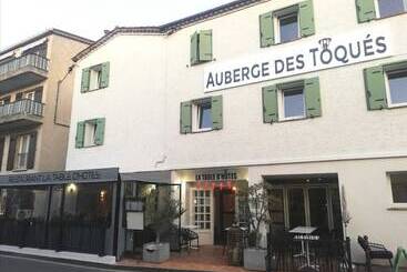 Otel Auberge Des Toques