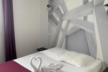 호텔 Auberge Des Toques