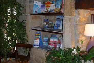 هتل Auberge Le Ratelier