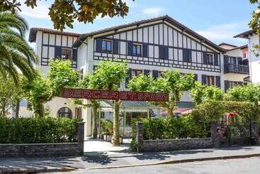 Logis Hotel & Restaurant Bergeret Sport