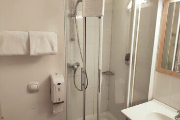Brit Hotel Essentiel Cahors Nord