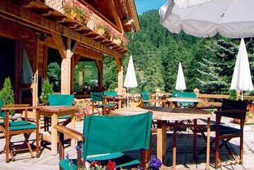 هتل Chalet Hôtel L Ecureuil