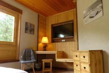 هتل Chalet Hôtel L Ecureuil