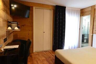 هتل Hôtel Edelweiss