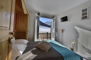 هتل Hôtel La Mayt