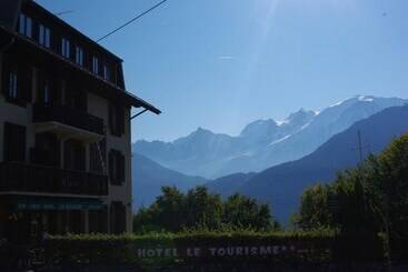 هتل Hôtel Le Tourisme