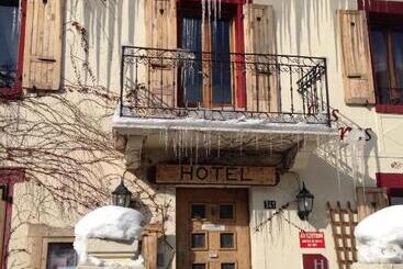 هتل Hôtel Les Cimes