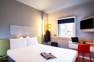 هتل Ibis Budget Cergy St Christophe