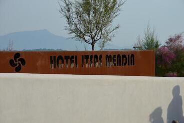 هتل Itsas Mendia