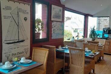 هتل La Voilerie Cancale Bord De Mer