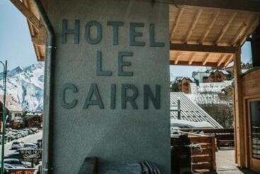 هتل Le Cairn