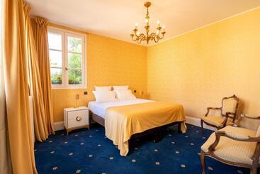 هتل Le Manoir Saint Thomas