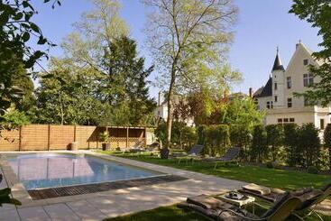 هتل Le Manoir Saint Thomas