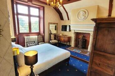 هتل Le Manoir Saint Thomas