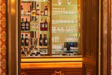 هتل Le Manoir Saint Thomas