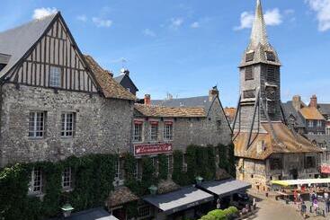 هتل Les Maisons De Lea, A Member Of Radisson Individuals