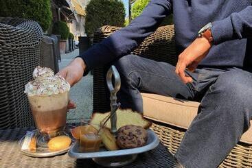 هتل Les Maisons De Lea, A Member Of Radisson Individuals