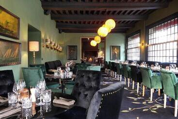 هتل Les Maisons De Lea, A Member Of Radisson Individuals