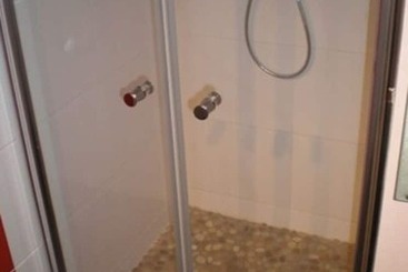 هتل Quic En Groigne