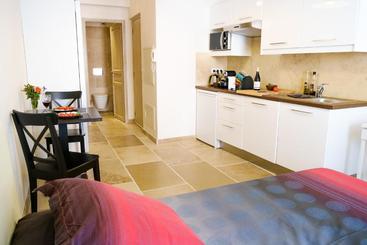 هتل Villa Luca