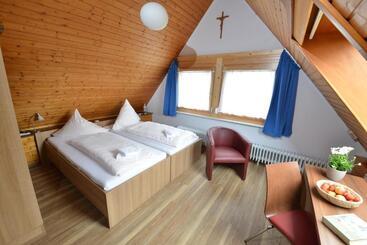 هاستل Don Bosco Haus